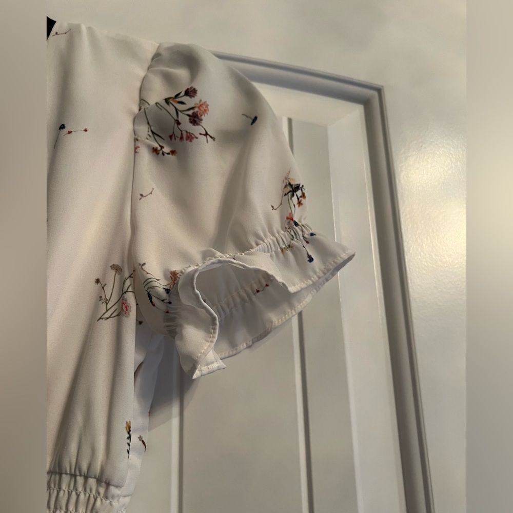 Gianni Bini dress white with floral pattern - Picture 10 of 11